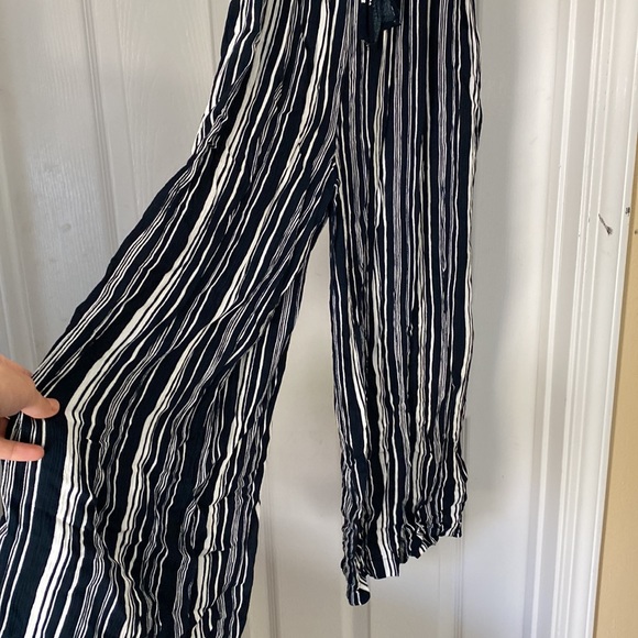 Romper - Picture 2 of 3